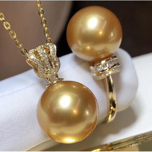 Junso Pearl South Sea Gold Beads South Sea Gold Beads Pendant Perfect Round 14mm Single Pearl Necklace Ring Temperament Simple Queen Pearl Set Ring + Pendant