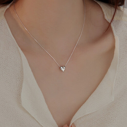 Senqi Love 925 Silver Necklace Women's Clavicle Chain Light Luxury High-end Pendant Necklace Jewelry Christmas Gift for Girlfriend Love Necklace 925 Silver