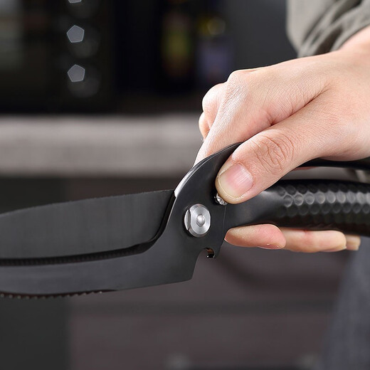 Japan's Sanhonsheng kitchen scissors, household powerful chicken bone scissors, stainless steel fish-killing scissors, bone-cutting Japanese-style multi-functional scissors, removable chicken bone scissors, all-steel titanium-plated