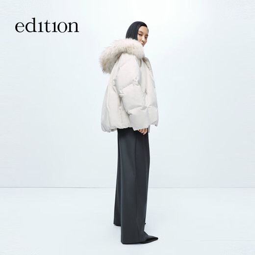 Edition down jacket women's raccoon fur collar hooded short light warm goose down jacket sand shell color M 165 The size is a bit large, it is recommended to order one size smaller