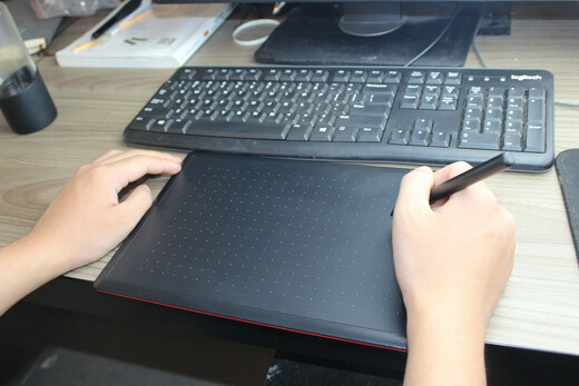 Kailianwei digital tablet ctl472/672 medium hand-drawing tablet bamboo drawing online class handwriting tablet entry learning CLT-672 package 95 new 27.7x18.9cm