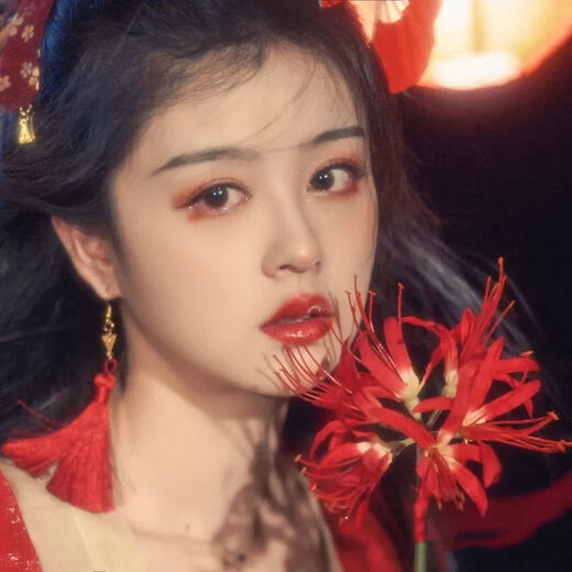 Handmade red Bianhua Manzhu Shahua hairpin with super fairy three-dimensional flowers retro hairpin headwear ancient style Hanfu Red Bianhua hairpin length 15cm