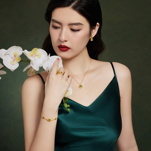 Lukfook Jewelry Fuman Heirloom Series Full Gold Bishadow Gilded Gold Ring as a Gift Price F48TBGR0010 3.68g (including labor cost 526 yuan)