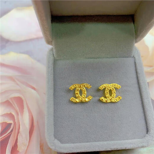 Centenary-old Fengxiang earrings for women, K gold earrings, earrings for raising ears, a pair of double c earrings, a pair of about 1.4 grams, as a Valentine's Day gift for girlfriend