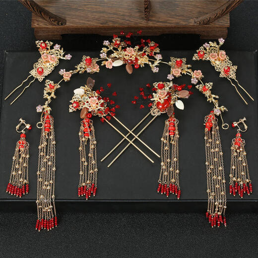 Xiuhe headdress simple and elegant red Chinese style bridal phoenix crown ancient costume Xiuhe clothing wedding accessories set + bracelet (default ear clip style) If you need ear hook style, please contact customer service