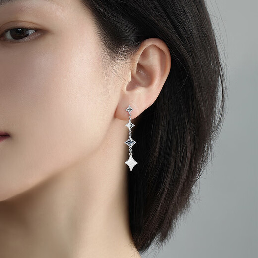 Ming brand jewelry platinum Pt950 Polaris wish earrings BFH0078 platinum earrings about 5.51 grams