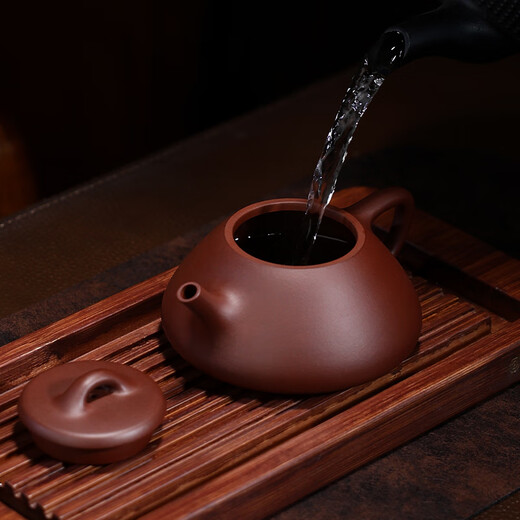 Centenary Liyong Yixing purple sand pot pure handmade raw ore purple mud smelting stone scoop pot Kung Fu tea set teapot 230ml