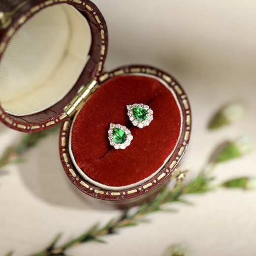 Xuanxian tsavorite earrings water drop earrings surrounded by diamonds green color earrings diamond inlaid natural diamond inlaid