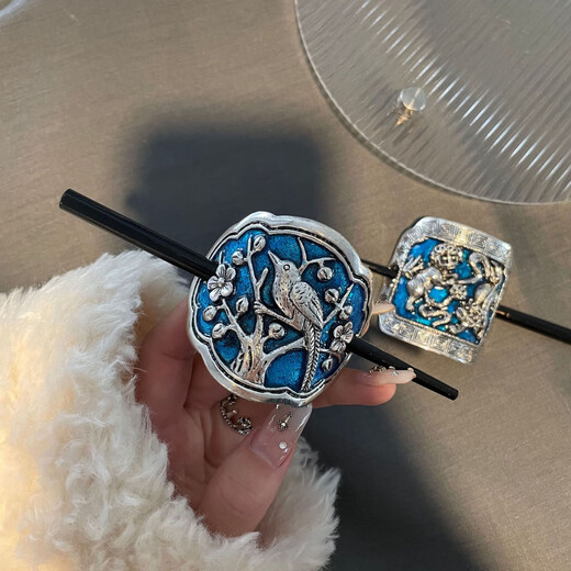 Bai Shilin's retro temperament burned blue hairpin for women retro cloisonné enamel ethnic style new Chinese ponytail hairstyle accessories headdress lion awakening style