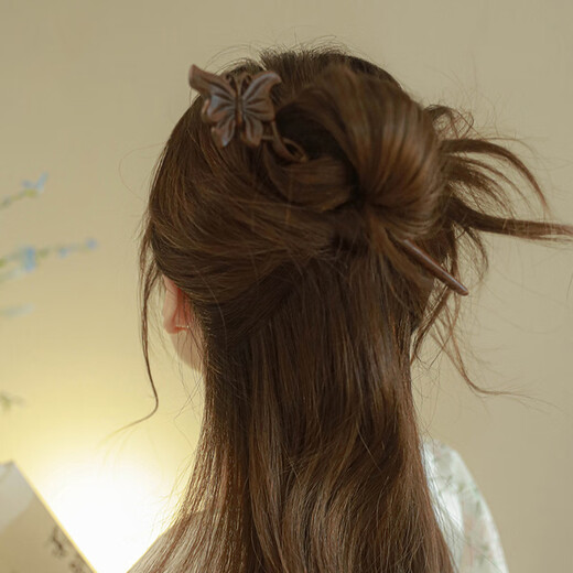 Pretty three-year-old new Chinese-style ginkgo leaf hairpin, high-end hairpin, sandalwood hairpin for girls, ancient style Hanfu headdress, cheongsam accessories, ginkgo leaf