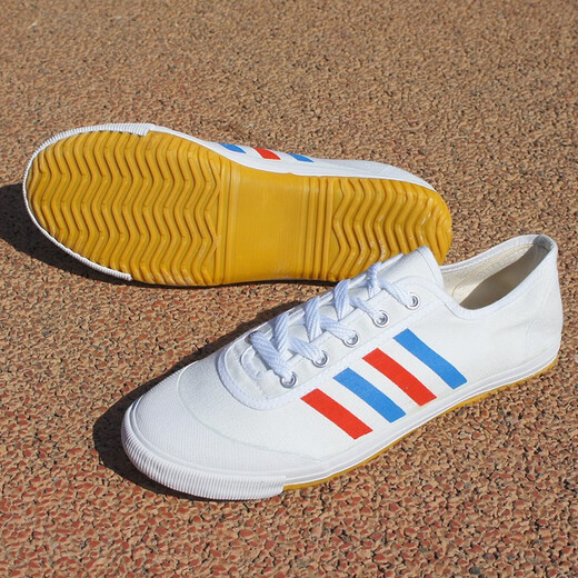 Double Star Bate Qingdao Double Star Bate men's and women's canvas track and field football shoes white tendon sole football shoes high school entrance examination sports examination shoes track and field four 42 (sports shoes wear 43)