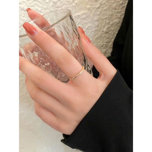 Yingtang Old Phoenix 18K Gold Exquisite Open Adjustable Ring Outlets Women's Accessories Golden Open Ring Color Open Golden Open Ring Lao Fengxiang Same Style