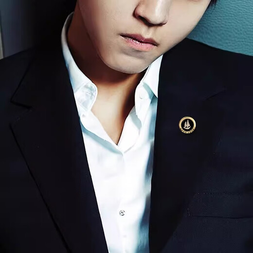 Mrs win (Mrs win) smooth sailing men's brooch suit corsage business lapel pin navy style badge personalized badge accessories sailboat (pin style) A29-101