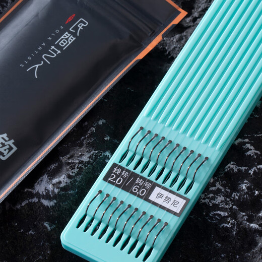 Folk artist Iseni fish hooks are tied with sub-threads and double hooks. The finished product is anti-winding and barbed fish hook set. Crucian carp wild fishing lake library big thing