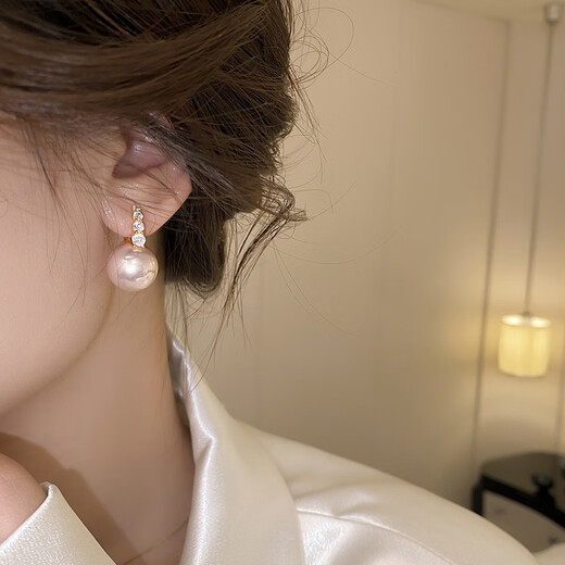 Bai Qixin Pearl Earrings Pink Imitation Pearl Earrings Women's Niche Design High-Quality Light Luxury French New Stud Earrings Pearl Earrings Rose Gold