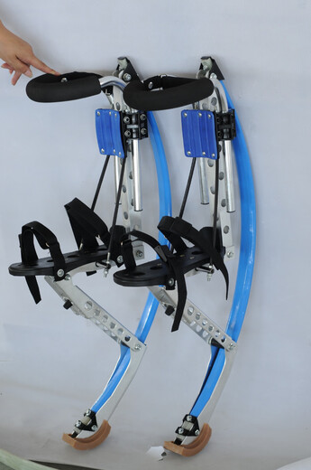 Dongqiao outdoor fitness space bouncing shoes extreme spring stilts shoes bouncy jumping shoes blue adult 70KG90KG