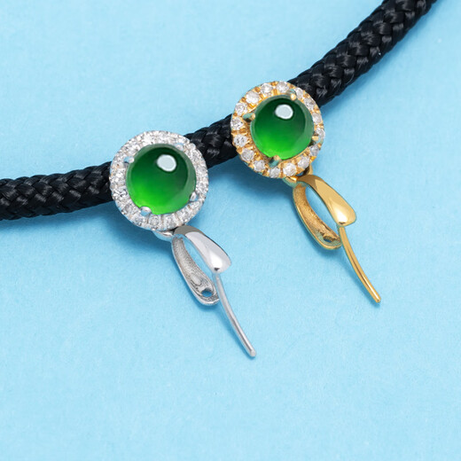 Gold 18K gold pendant, emerald green egg-shaped buckle, jade pendant, beeswax pendant, clip and buckle accessories, jade card buckle, gold oblique hole