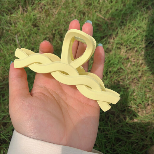Rong Xia Gradient Color Twist Frosted Clip Sweet Girl Large Shark Clip Hair Clip Korean Simple Ins Hair Accessory F167 Yellow 11cm