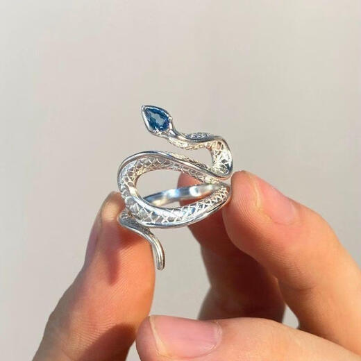 Topaz snake ring Valentine's Day gift for men and women snake-shaped silver bracelet new design versatile niche J021 topaz snake ring