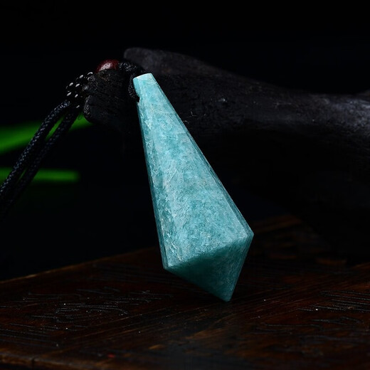 Yingyou natural amazonite rough stone pendant single-pointed 12-sided necklace holiday gift couple jewelry bag hanging keychain accessories pendant plus rope (4.5-5cm)
