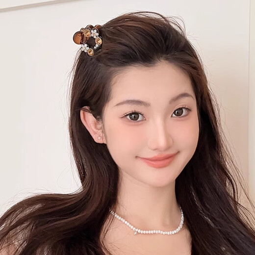 Xiang Wan hairpin grabber small high ponytail hairpin daisy garland temperament elegant half-tied ponytail girl birthday gift