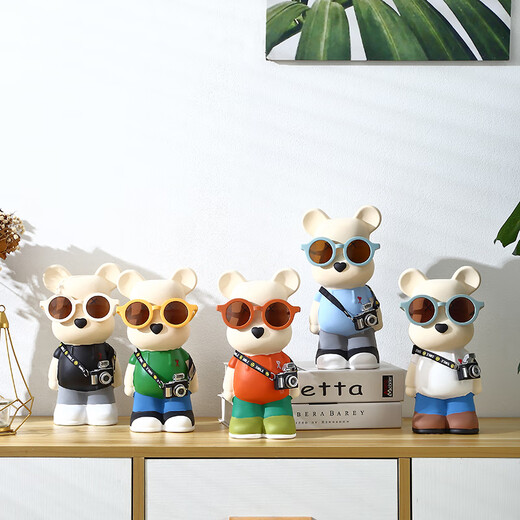 Internet celebrity violent bear cartoon TV wine cabinet living room decoration light luxury high-end ceramic children's piggy bank birthday gift 28cm orange glasses bear + camera piggy bank