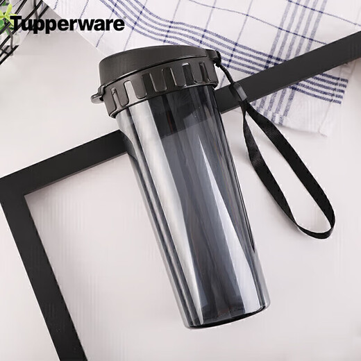Tupperware tea charm 500ML plastic cup for men and women, student summer sports water cup, outdoor portable large capacity, cool black