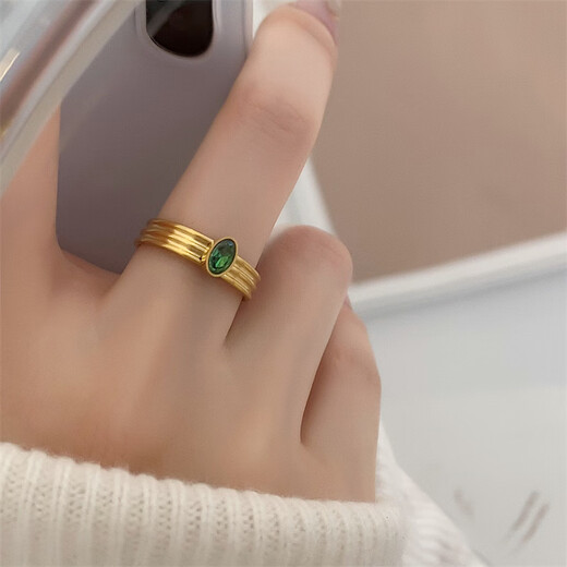 Tanhai washes hands without picking, lasts for a long time and retains color, medieval style oval pigeon egg emerald ring, European and American fashion blogger trend, oval pigeon egg green diamond ring, US size 6