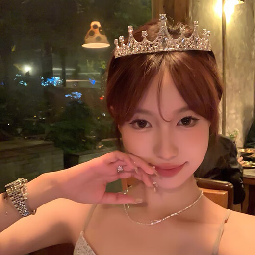 Bangboshi Girls' Crown Tiara Hairband Children's Crystal Crown Birthday Gift Princess Girl Hairpin Bridal Hair Accessory Toy Sparkling Diamond Crown Gift Box