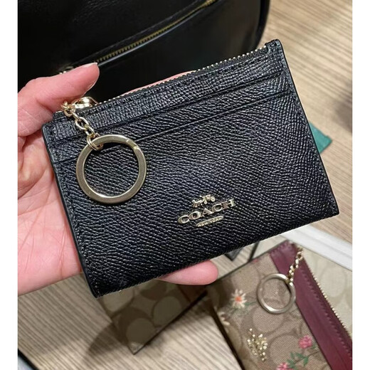 COACH multi-card slot keychain pendant ID cowhide printed card holder milk tea color logo stitching pleated card holder