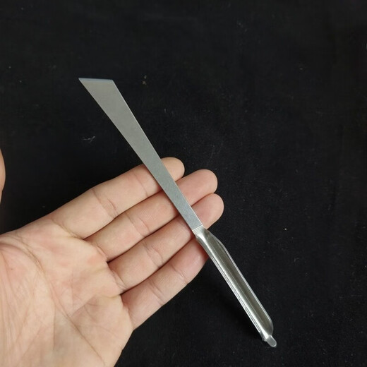 Vogary beast castration tool castration knife castration knife pig fanning knife pig pen type castration knife full set of portable castration knife No. 4 knife head with hook 1 + No. 23 blade 10 pieces