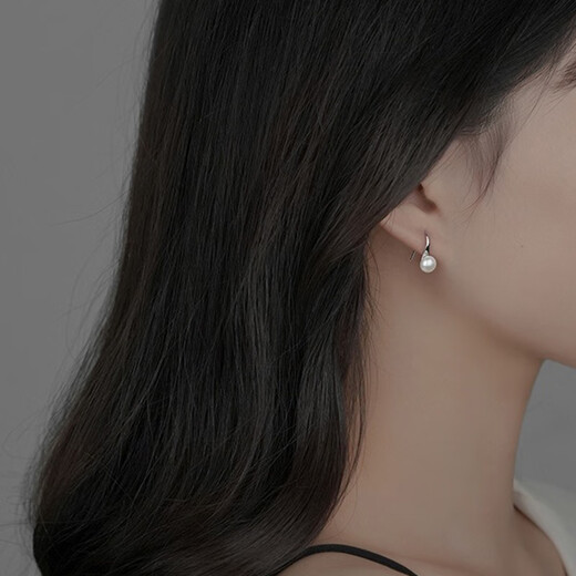 Su Shiliu s925 silver high heels pearl earrings for women French earrings light luxury temperament niche design ear hooks birthday gift a pair of pearl ear hooks (gold)