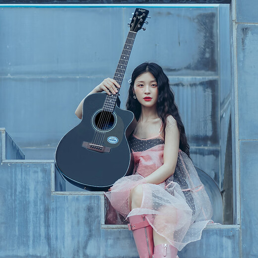 SAGA Guitar Spruce Wood SA600CBK Black Entry-Level Folk 40-inch Guitar Recommended for Beginners with Gift Pack Teaching