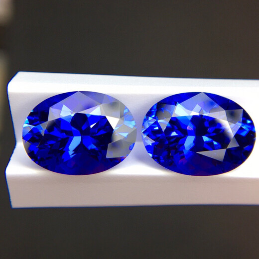 Jade 10.01 carat natural tanzanite loose stone earrings set with 18k gold and diamond women's earrings, a pair of 10.01 carats 5.07+4.94 earrings