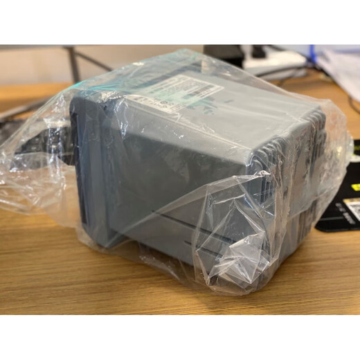 Polymetron 9500.99.00804 Intelligent Universal Controller Spot Sky Blue Polymetron 9500.99.00