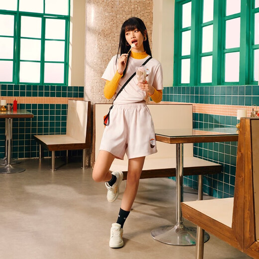 阿迪达斯（adidas）【京东奥莱】E-COM SHORTS女子休闲运动短裤 IP3890 S