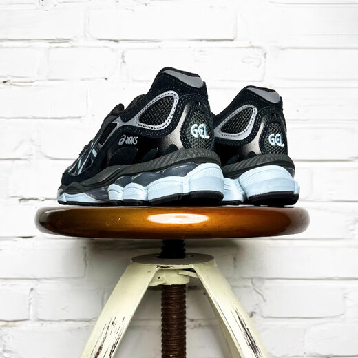 亚瑟士（asics）LAGUE GEM x Atmos x Asics GEL-NYC 联名跑步运动休闲鞋 1203A577-001 44.5