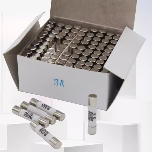 R055 ceramic fuse tube 5x25mm fuse 0.5A 1A 2A 3A 4A 6A 13A 16A 20A R055 ceramic 5x25mm 8A (100 pieces/box)