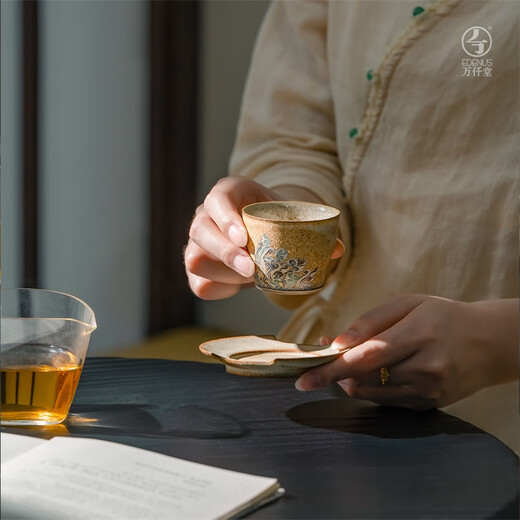 Wanqiantang (Edenus) tea ceremony ornaments, ceramic high-end Kung Fu tea sets, Dunhuang series tea pet ornaments, Dunhuang co-branded blind box A 1 Dunhuang blind box (random)