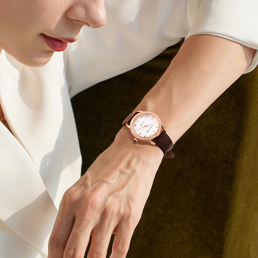 Caloric King经典时尚系列复古摩登感皮带女士手表 CK15619