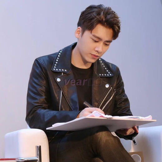 Customized male star model Wang Yibo and Yang Yang's same style motorcycle sheepskin jacket 23 autumn and winter new thickened leather jacket clip black L