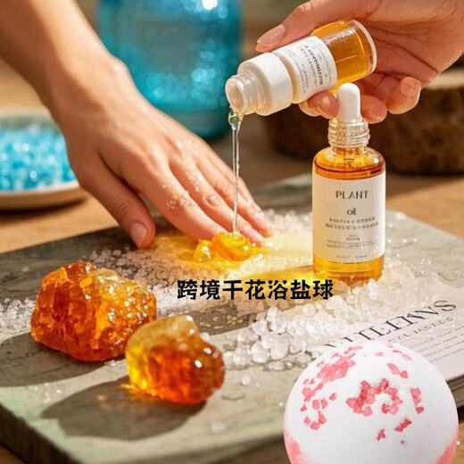 SHU FOORAN rose bath ball milk dried flower bath salt ball super multi-bubble aromatherapy essential oil bath bubble bath ball gift box set gift box with 6 roses + 6 milk to send petals bath bag bath liquid