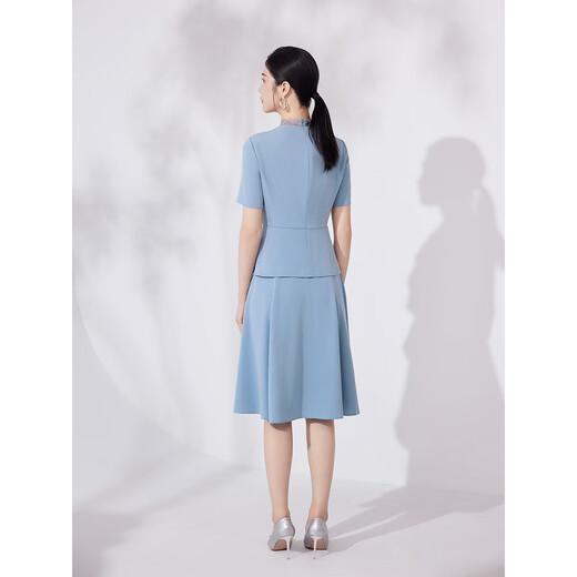 Pink and Blue Wardrobe 2024 Summer New Style Yanyu Jiangnan Temperament Splicing Suit Overlapping V-neck Small Shirt and Half Skirt Two-piece Set 5A2T338 Moonlight Blue M