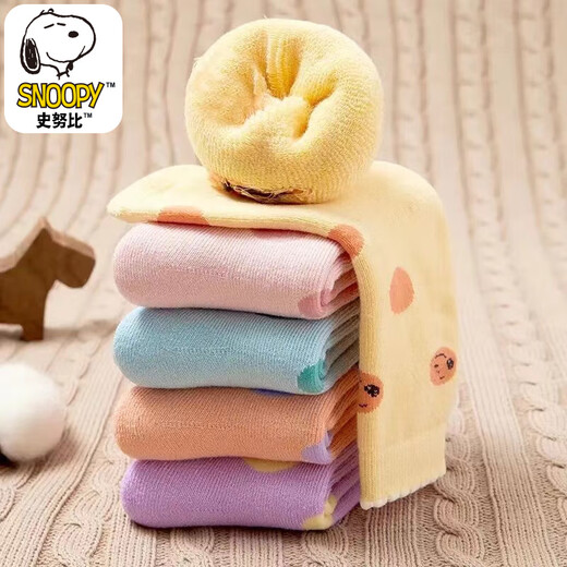 Snoopy (SNOOPY) thickened and velvet warm winter children's socks terry socks winter cartoon mid-high socks for girls and boys 5 pairs SNB-DM08 model thickened M size - recommended for 4-6 years old