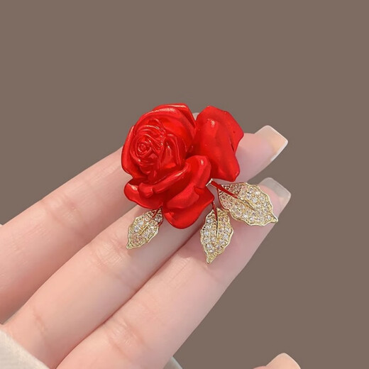 Mr. Ouyang's national style fashionable red rose brooch for women, exquisite retro corsage, temperament, flower coat brooch accessories, rose brooch A26-205