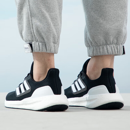 Adidas (adidas) zapatos oficiales para hombres y mujeres, zapatos deportivos nuevos de primavera, zapatos para correr con amortiguación ligera y transpirable de malla Pure Boost IF4839/blanco y negro/malla transpirable 41 (longitud interior 255 mm)