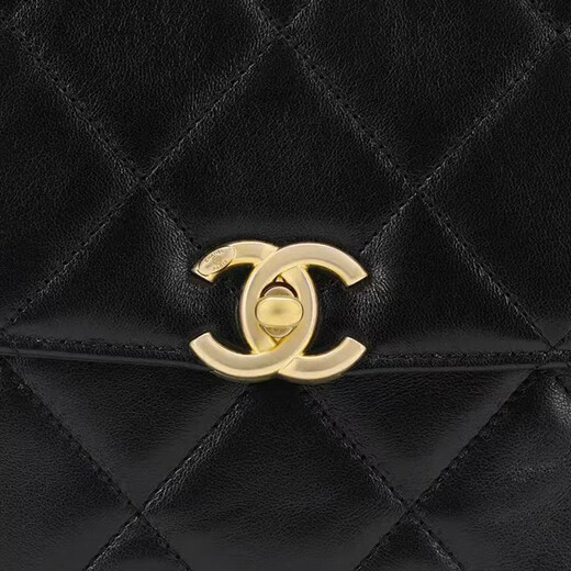 Chanel (Chanel) Mochila para mujer Serie 23A Mochila con cadena de piel de cordero con patrón de diamantes Ado Mochila AS3884 B10389 94035 Preventa