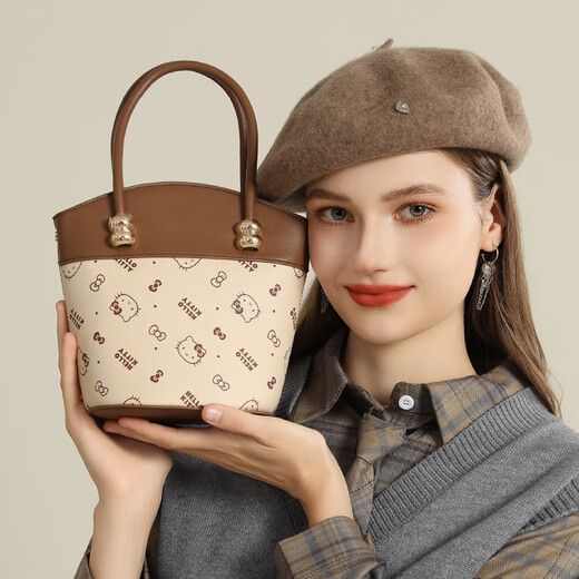 麦斯卡x凯蒂猫联名包包女包单肩斜跨包女礼盒装生日礼物女孩