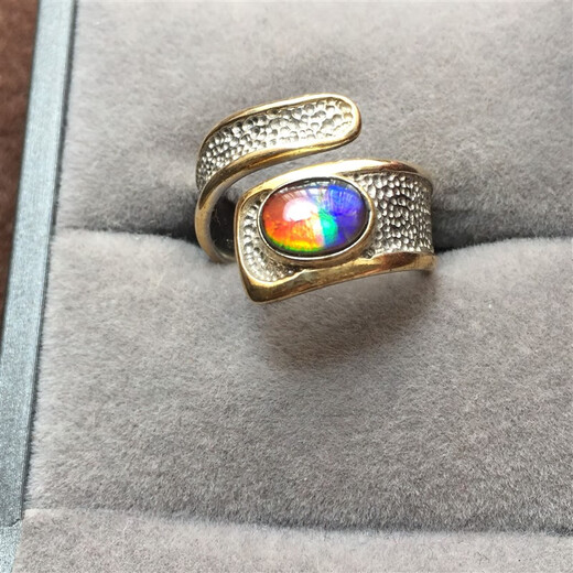 Ancient Canadian new other/other natural crystal/semi-precious stone gold ring ammolite stone ring