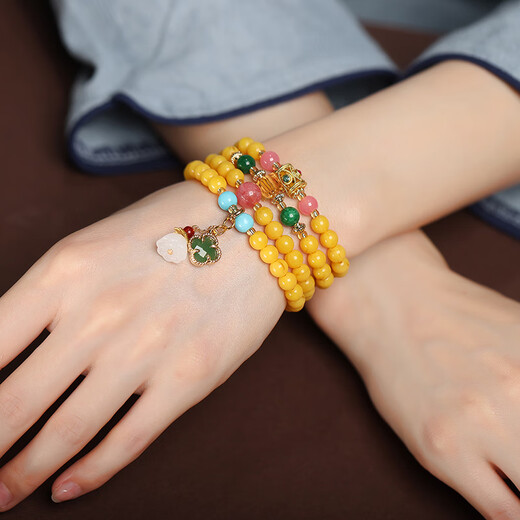 Fat Donglai quality beeswax bracelet new style chicken oil yellow 108 beads rosary bracelet for women full of honey old honey amber original chicken oil yellow 108 beads lotus style 8mm